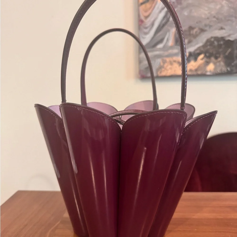 Kate spade the patent spade flower crossbody bucket Handbag purple NWT - Picture 5 of 8
